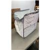 Image 2 : AS NEW QUEEN MATTRESS PAD WITH HEAVY MATTRESS COVER AND QUEENSIZE SHEETS