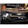 Image 2 : ROCKER RG-80-SW ELECTRIC GUITAR AND FENDER SQUIRE BP-15 AMP