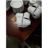 Image 2 : 66 PIECES OF NORITAKE AND CROWN VICTORIA LOVELACE FINE CHINA MADE IN JAPAN