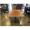 Image 1 : VINTAGE DROPSIDE DINING TABLE