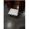 Image 2 : VINTAGE VANITY W/ STOOL