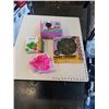 Image 1 : 2 MINI PANCAKE MAKERS, BABY FOOD STORAGE CUPS, AND SILICONE MOLDS