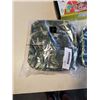 Image 2 : 2 BENTOLOGY  LUNCH BAGS AND LUNCH BOX SYSTEM
