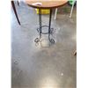 Image 2 : METAL BASE WOOD TOP END TABLE