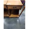 Image 2 : PAIR OF 1 DRAWER NIGHTSTANDS