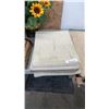 Image 3 : 9 FLOOR MATS VARIOUS SIZES AND 4 VASES WITH SOME ARTIFICIAL PLANTS