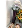 Image 8 : 9 FLOOR MATS VARIOUS SIZES AND 4 VASES WITH SOME ARTIFICIAL PLANTS