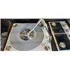 Image 2 : ZENITH SOLID STATE TURNTABLE