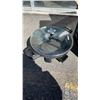 Image 2 : ROCK ELECTRIC WOK AND WESTBEND BREADMAKER