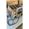 Image 2 : CUINSART METAL CLASSIC 4 SLICE TOASTER - TESTED WORKING, RETAIL $139