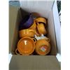 Image 2 : 2 BOXES OF FRENCH ONION SOUP BOWLS AND NEW BATHROOM SUPPLIES