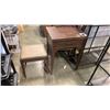 Image 1 : VINTAGE SINGER TOUCH AND SEW SPECIAL ZIG ZAG MODEL 626 SEWING MACHINE IN TABLE WITH STOOL