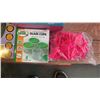 Image 2 : 2 MINI PANCAKE MAKERS, BABY FOOD STORAGE CUPS, AND SILICONE MOLDS