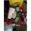 Image 2 : BASKET OF CHAIN AND BOX OF DRYWALL CORNER FLEX TAPE