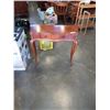 Image 1 : VINTAGE SOFA TABLE