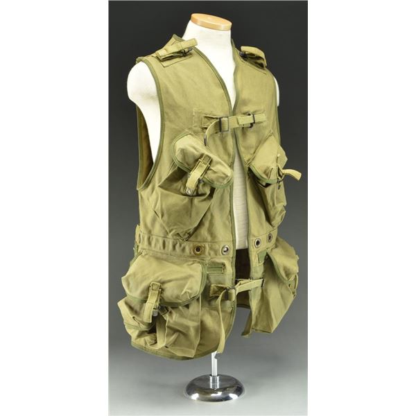 WWII US D-DAY ASSAULT VEST BY HARIAN.