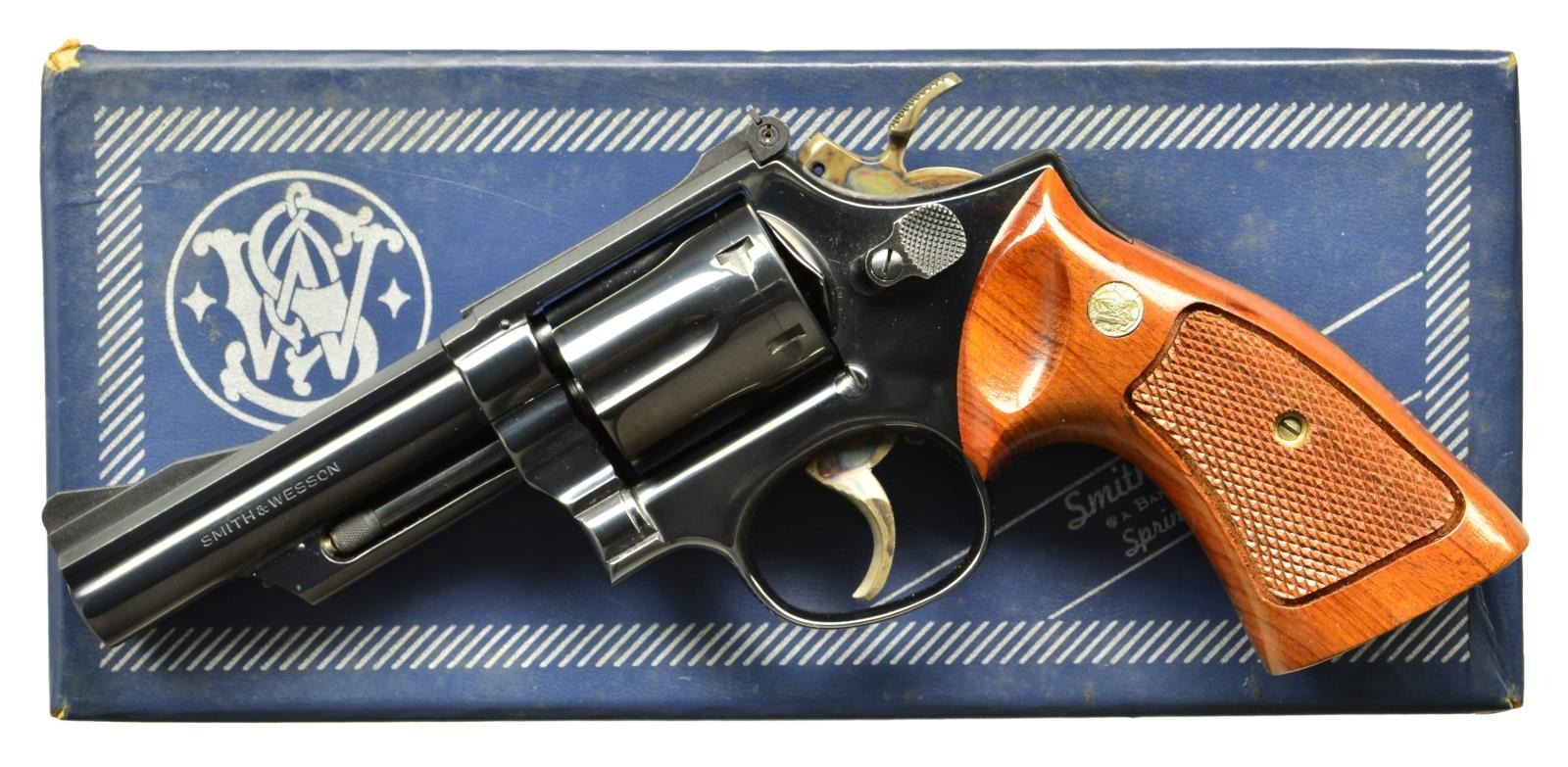 Revolver SMITH & WESSON MOD 27, calibre 357 magnum, canon 3'' en bel Revolver SMITH & WESSON MOD 27, calibre 357 magnum, canon 3'' en bel