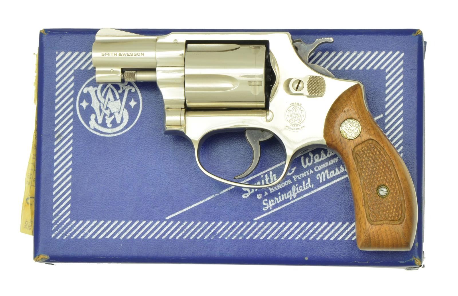 Swj Frame Models NICKEL SMITH & WESSON J-FRAME MODEL 36 REVOLVER. - Poulin Auctions