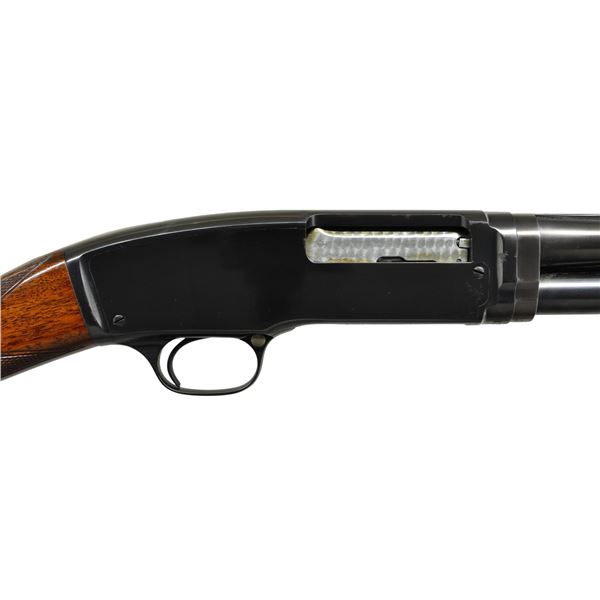 WINCHESTER 42 DELUXE STYLE PUMP SHOTGUN.