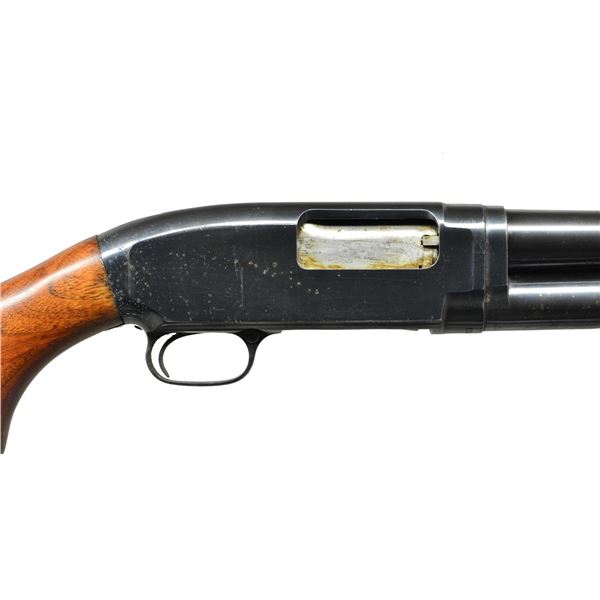 WINCHESTER MODEL 12 HEAVY DUCK PUMP SHOTGUN.
