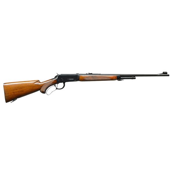 WINCHESTER 64 DELUXE LEVER ACTION DEER RIFLE.