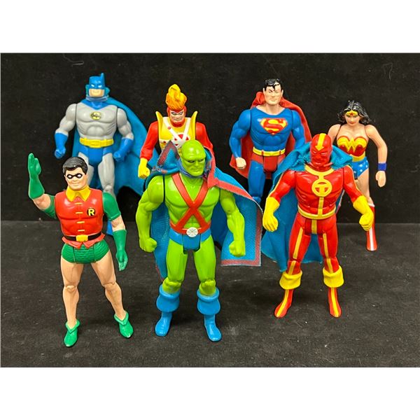 7 Vintage 80s Kenner DC Comics Super Powers Action Figures 4.5" Batman