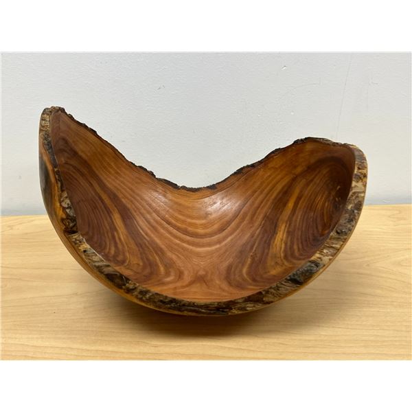 HB Woodcraft Crab Apple Wood Carved Decorative Centerpiece Bowl (approx