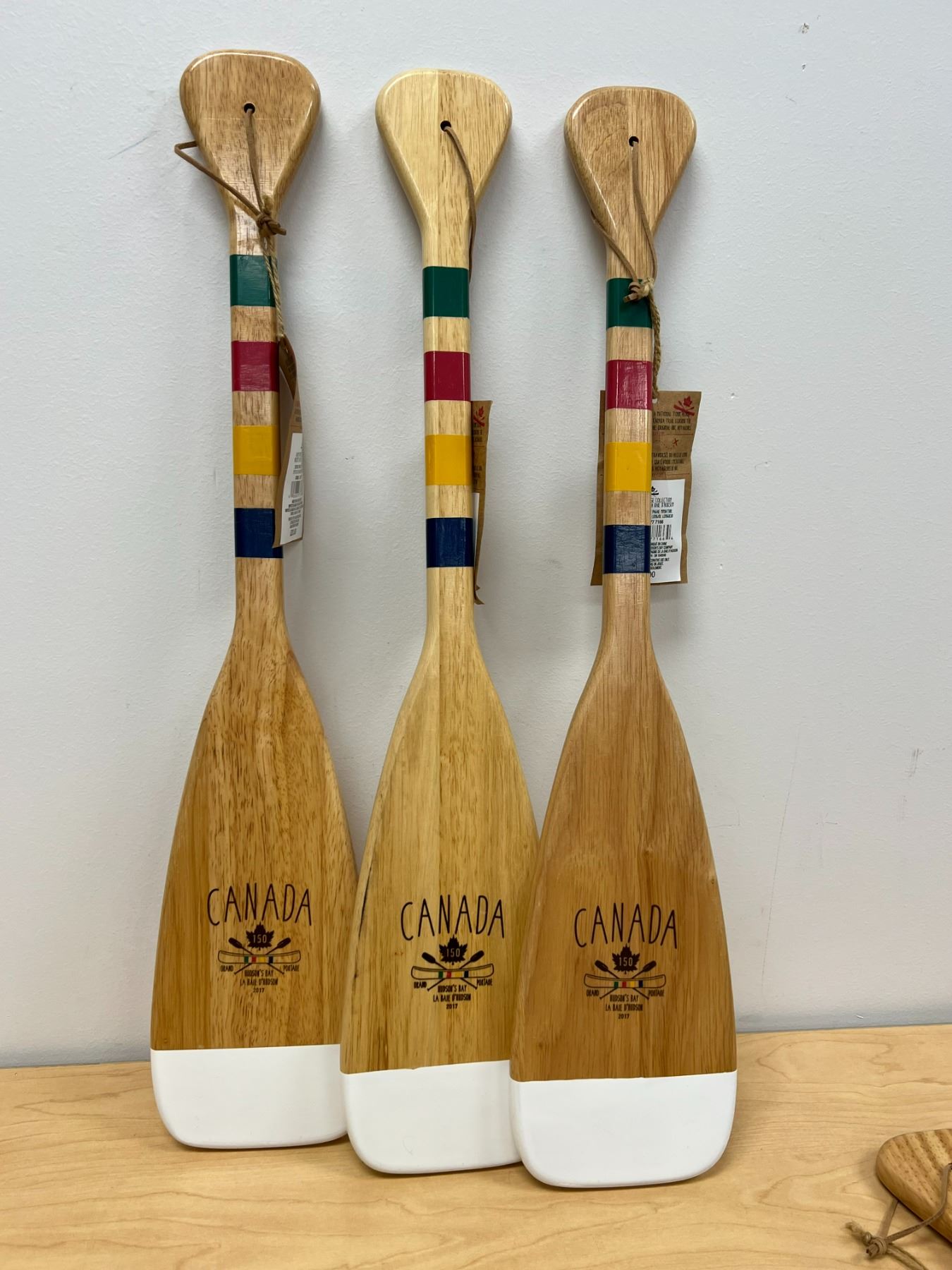 5 Hudson's Bay Co. HBC Canada 150 Mini Canoe Paddles 2017 - Decorative ...