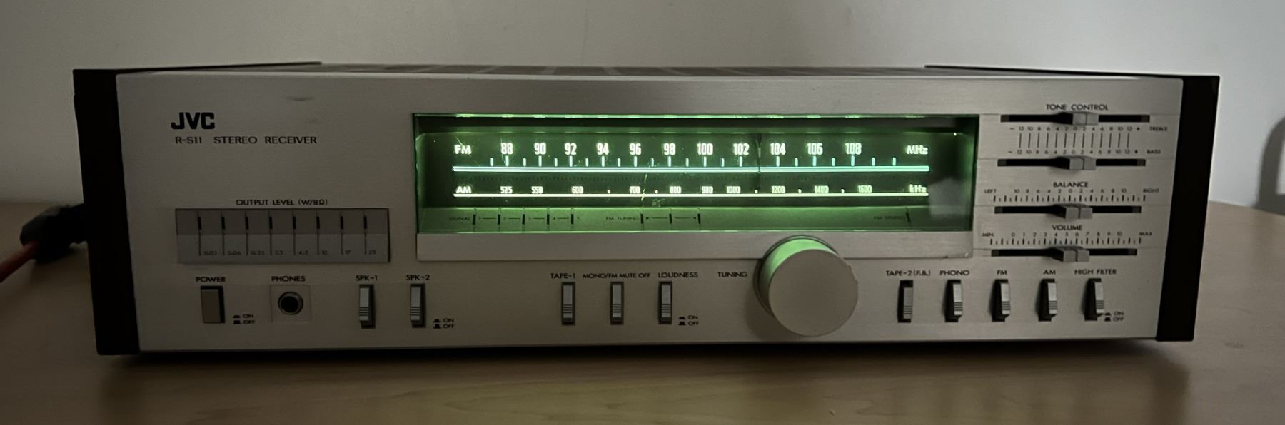 Vintage JVC R-S11 Stereo Receiver - Powers up, only tested for power