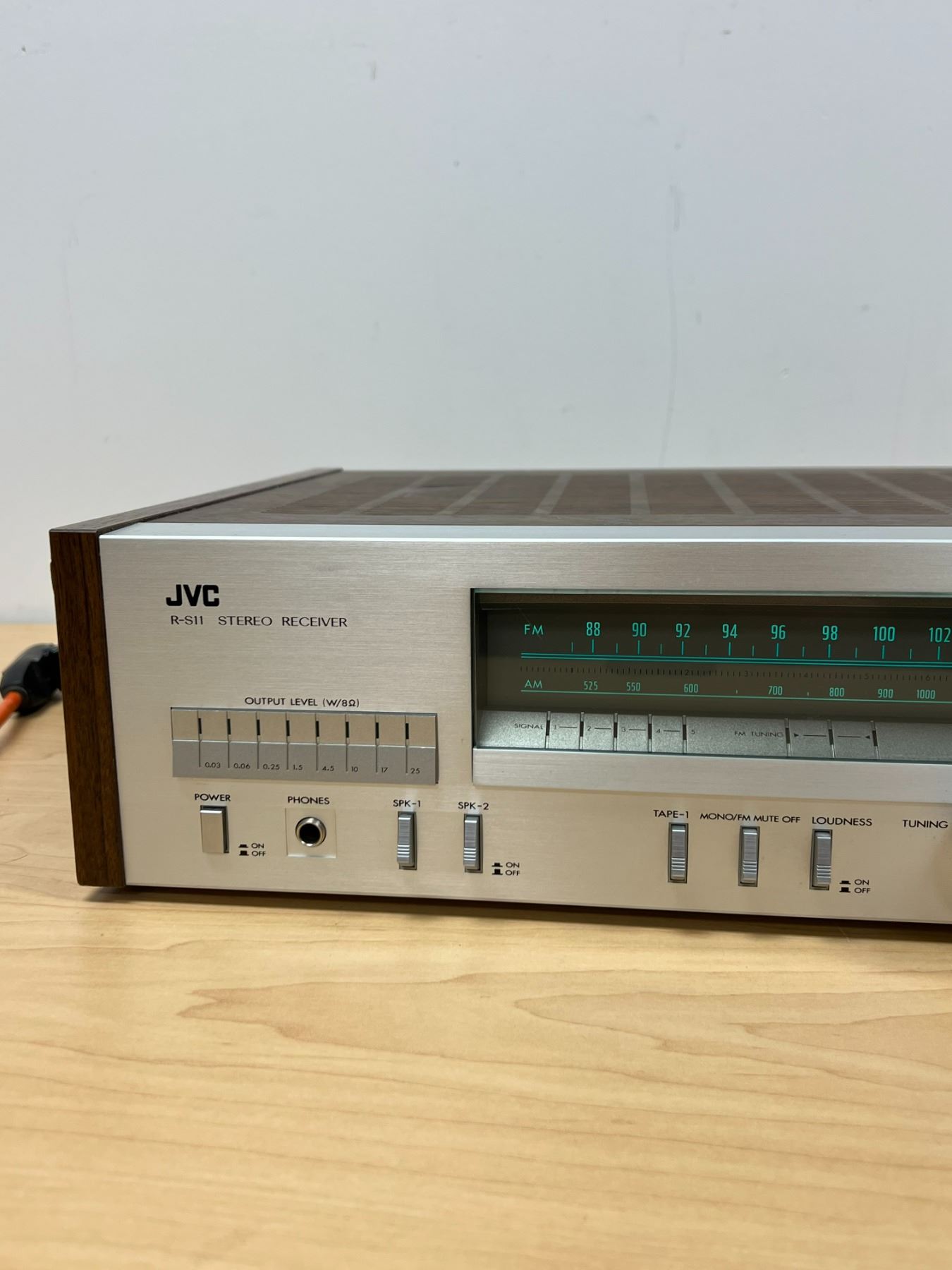 Vintage JVC R-S11 Stereo Receiver - Powers up, only tested for power