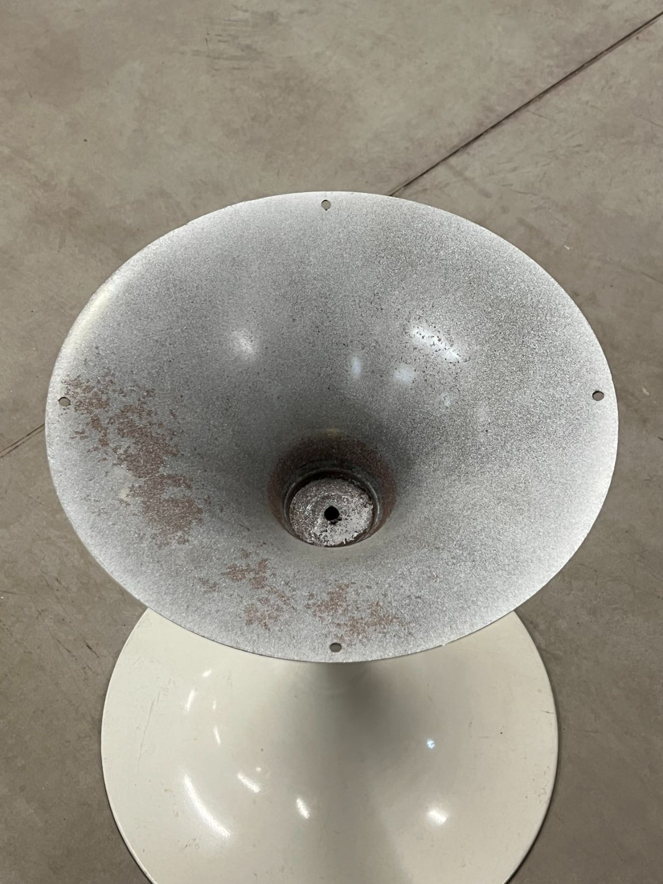 Mid Century Metal Tulip Table Base (dining table height) About 28" tall