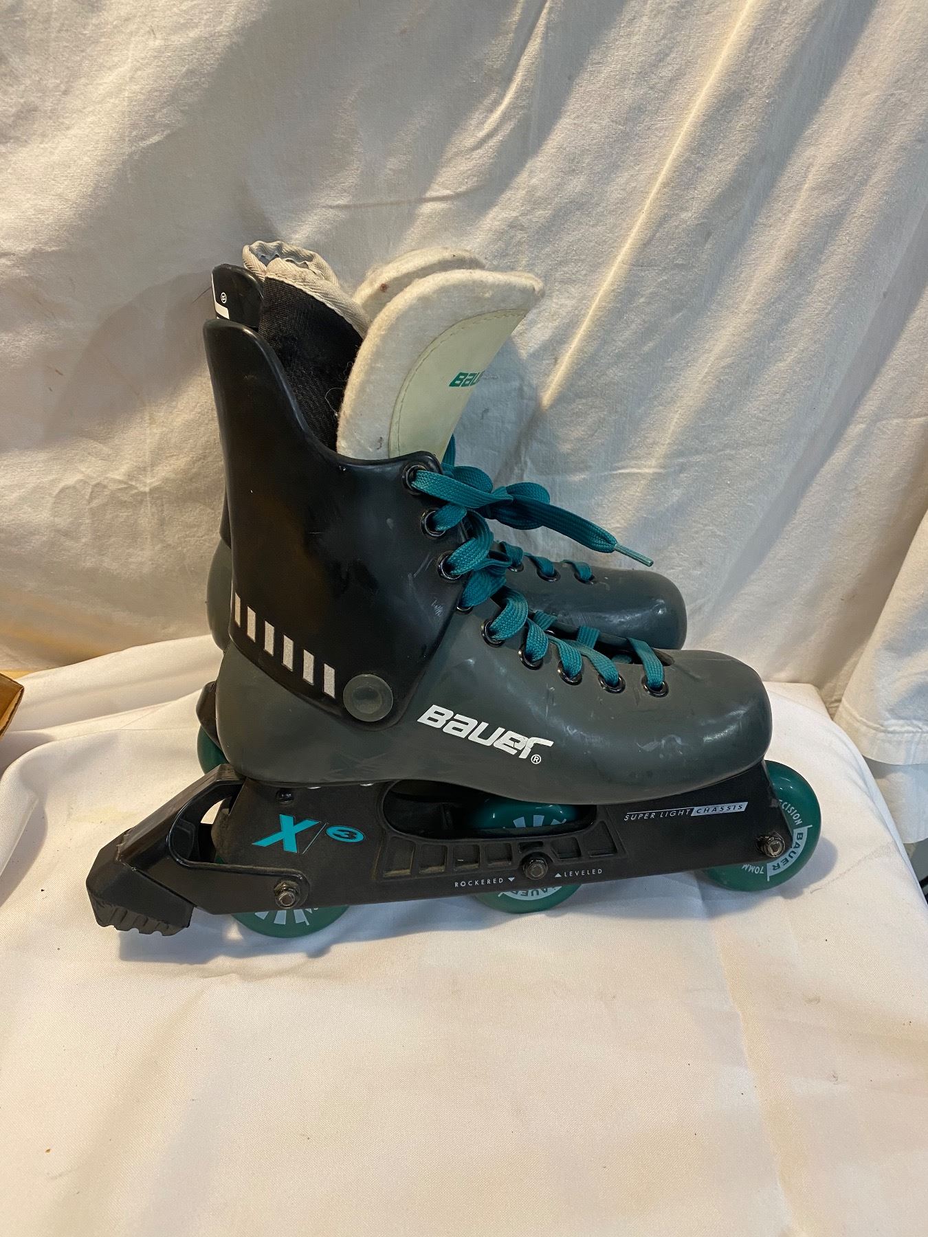 Bauer roller blades