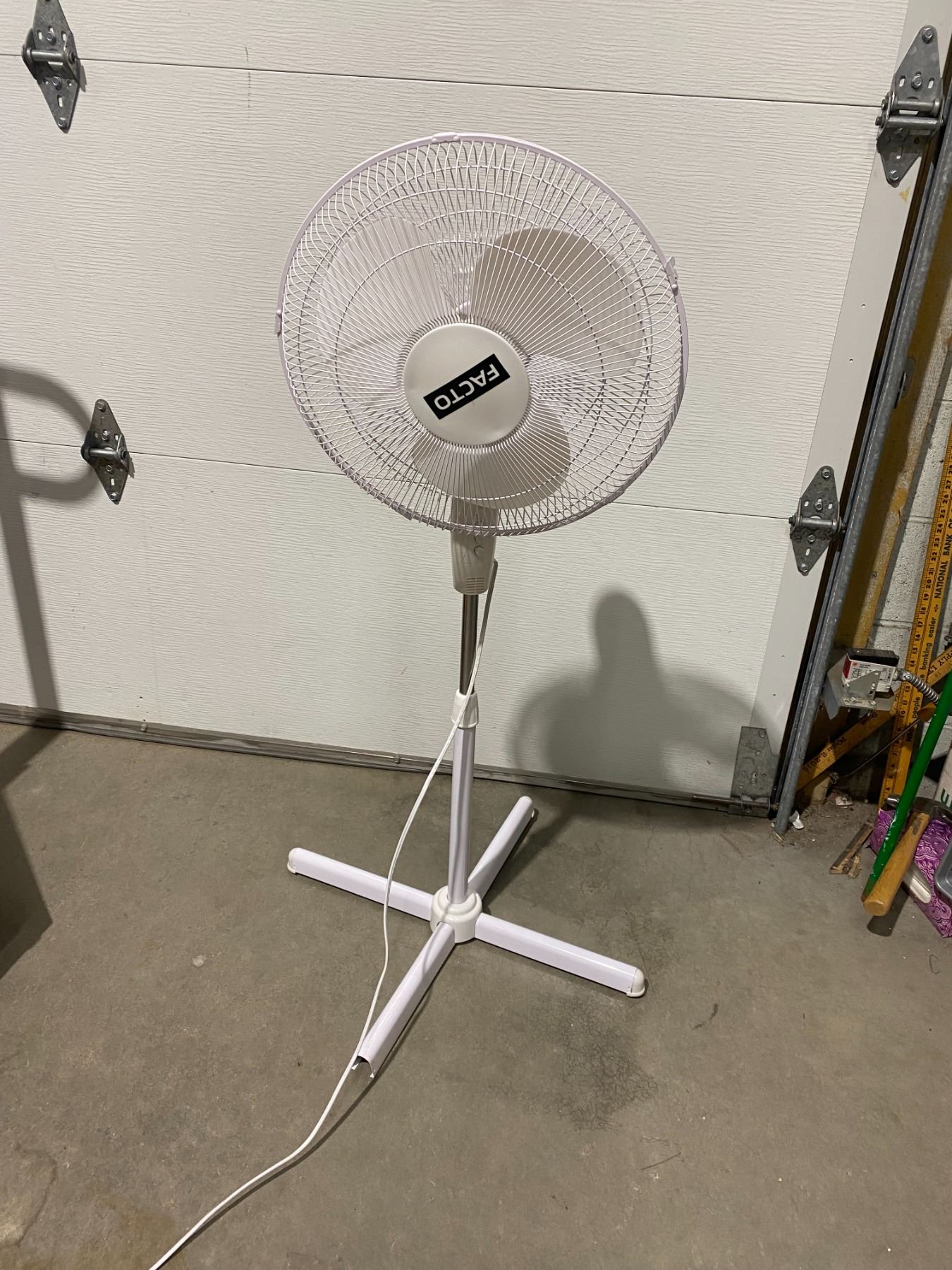 Facto floor fan