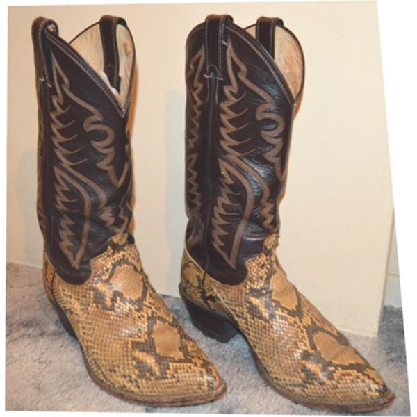 Justin snake skin boots