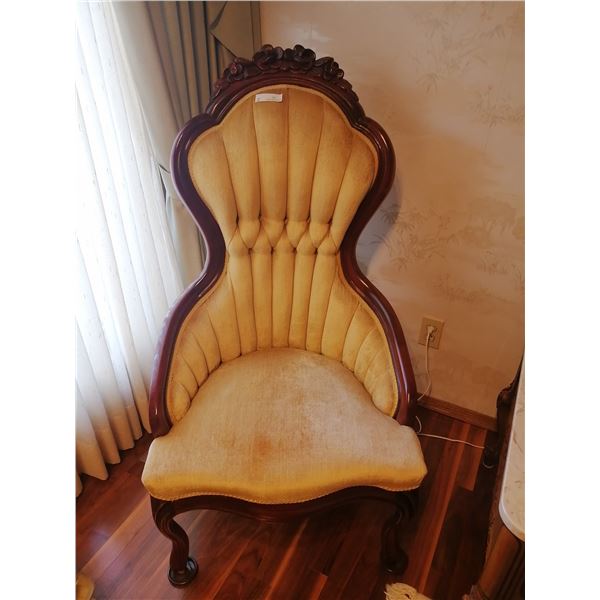 Beautiful Upholstered Mahogany Parlour Chair