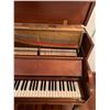 Image 8 : Heintzman Piano