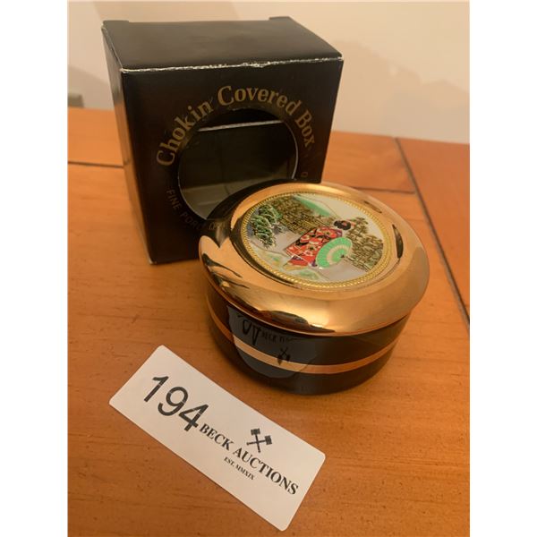 Fine Porcelain Chokin-Covered Trinket Box