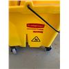 Image 3 : Rubbermaid Commercial Mop and Bucket