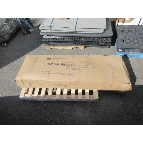 BBQ Messina Grill Gazebo with Steel Roof