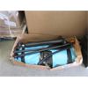 Image 1 : Inflatable Paddle Board - Store Return