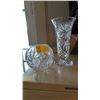 Image 1 : 2 CRYSTAL VASES