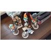 Image 3 : MISC. FIGURINES, BROKEN HUMMEL FIGURINES, ETC.