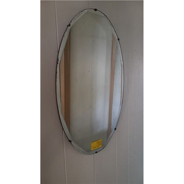 OVAL BEVEL EDGE MIRROR