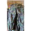 Image 1 : CABELLA'S CAMO COAT & MATCHING PANTS (JACKET SZ M, PANTS SZ L)