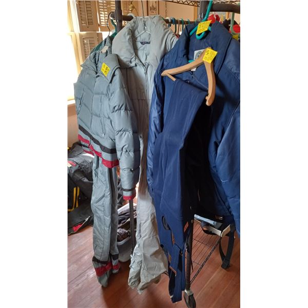 2 PIECE JACKET & PANT SET, A 1 PIECE SNOWSUIT & A BLUE JACKET, SZ L & PANTS, SZ 26