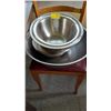 Image 1 : 5 STAINLESS STEEL MIXING BOWLS