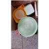 Image 3 : LG. LOT OF TUPPERWARE