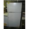 Image 1 : GE WHITE 2 DOOR FRIDGE