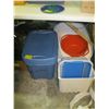 Image 1 : PLASTIC TOTES & WASHTUBS