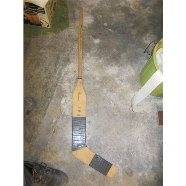 COLLECTABLE BAYCREST GOALIE STICK